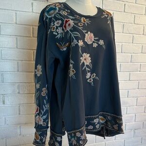 Johnny Was embroidered sweatshirt